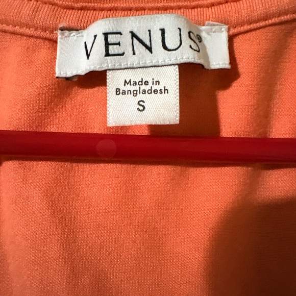 VENUS Tank Top - Picture 3 of 4